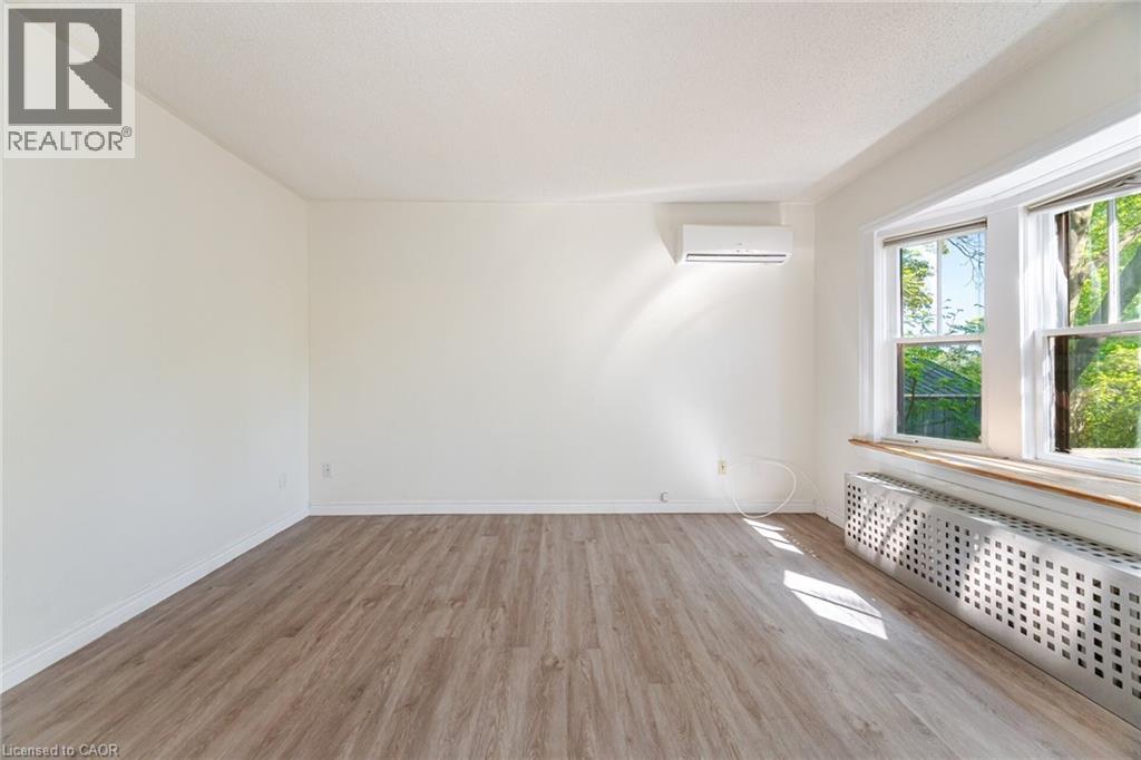 64 SHELDON Avenue N Unit# UPPER, Kitchener, Ontario, N2H3M4 — Photo 12
