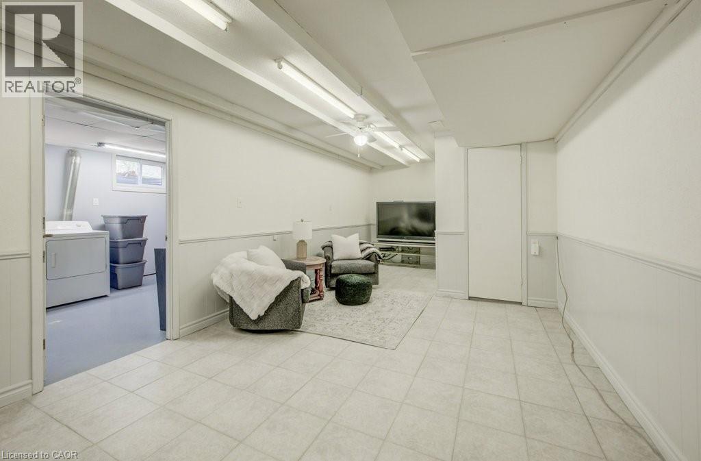 25 CAREY Street - 29