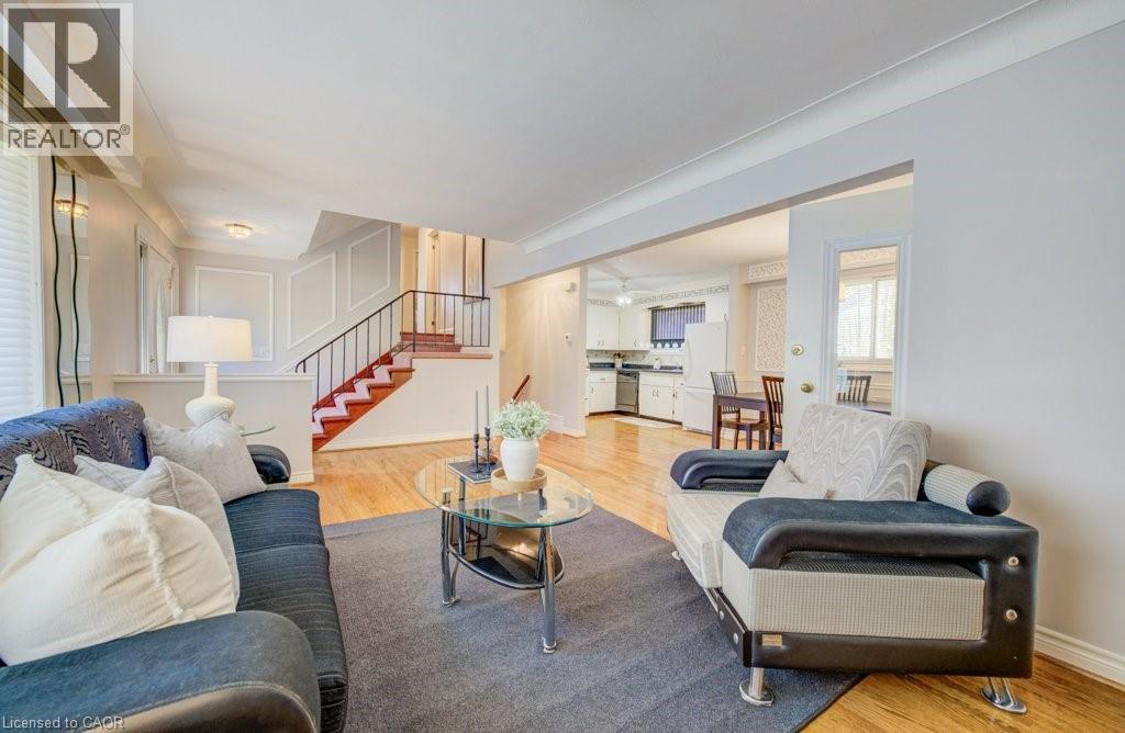 25 CAREY Street - 9