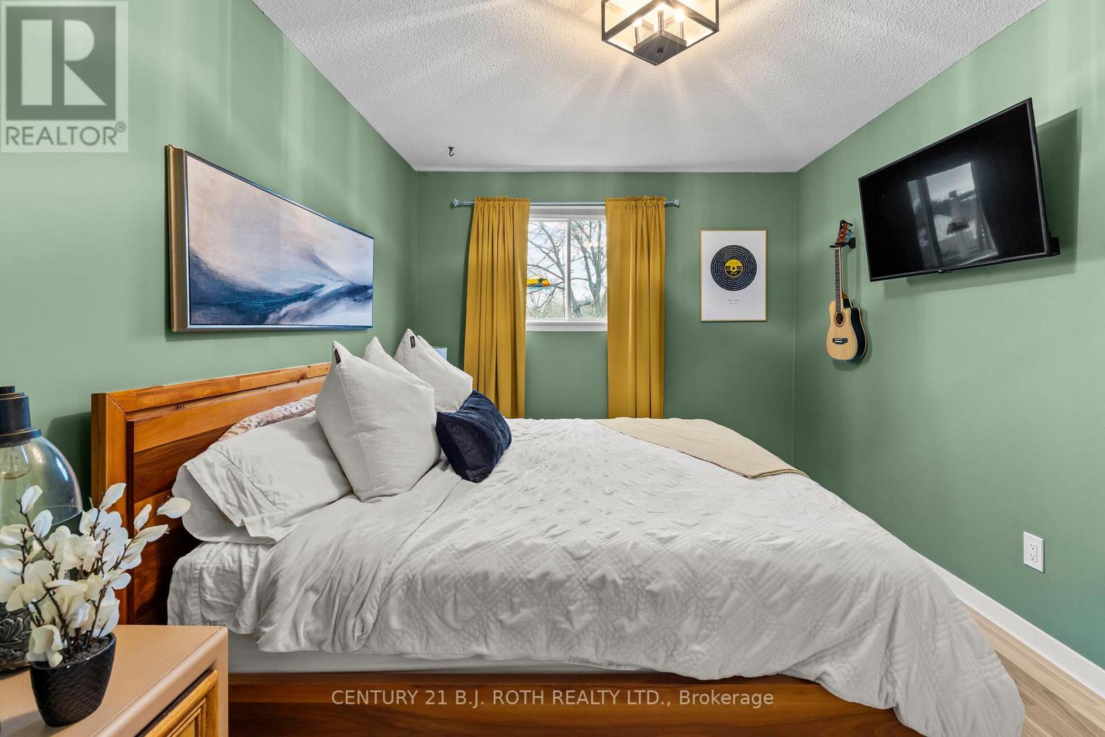 197 WESTMOUNT DRIVE S - 12