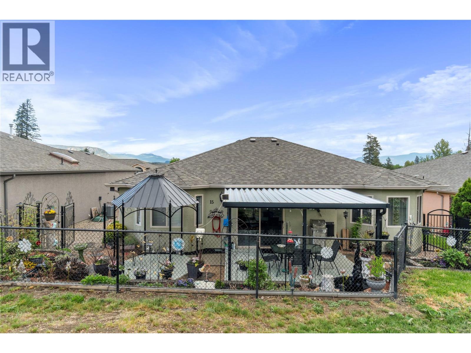 #15 2595 Catherine Place - 21