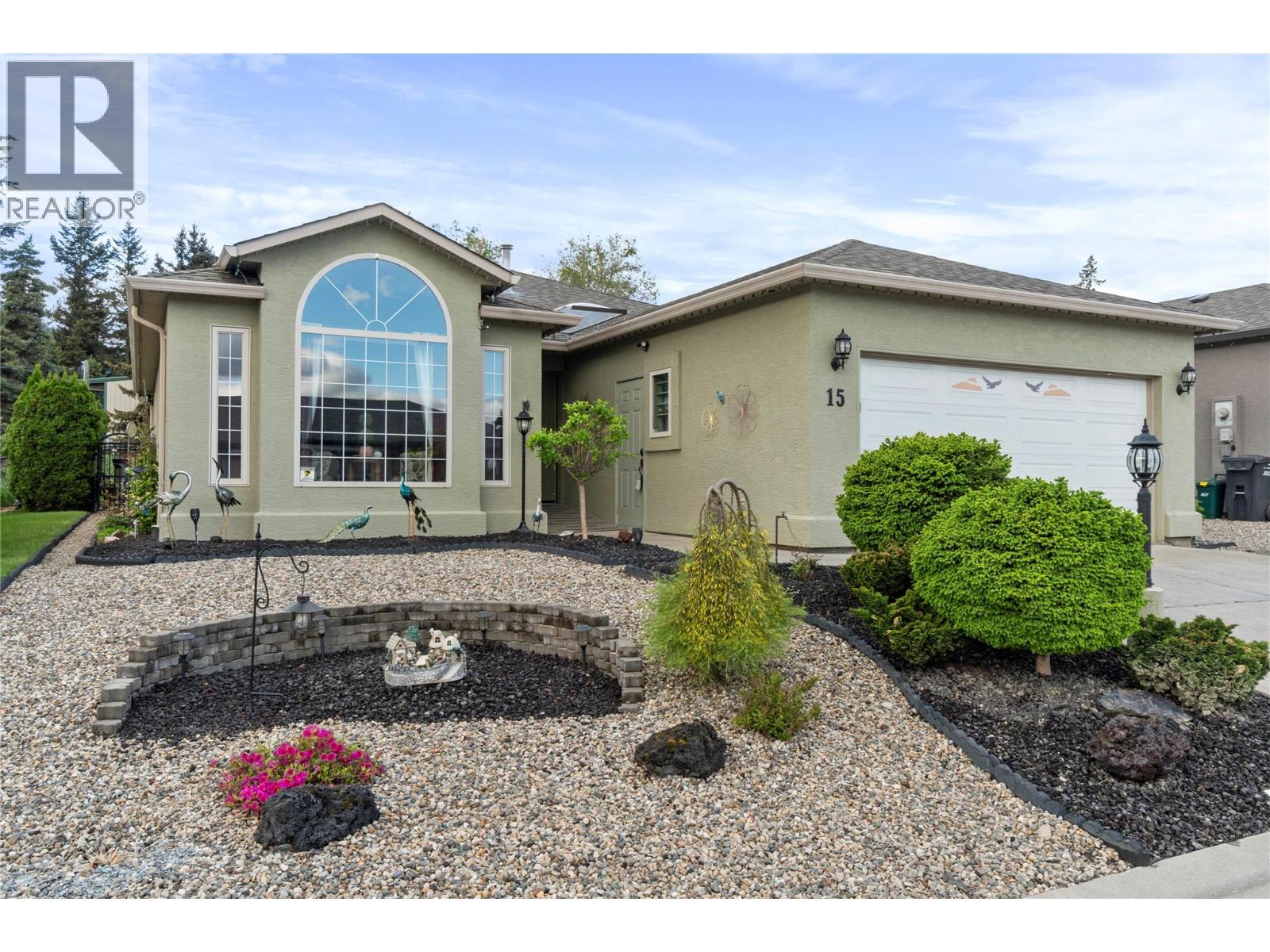 #15 2595 Catherine Place - 16