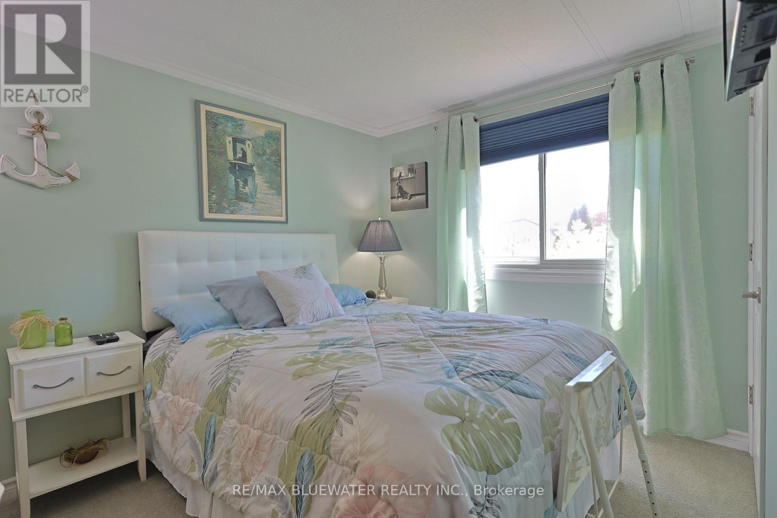 227 PEBBLE BEACH PARKWAY - 33