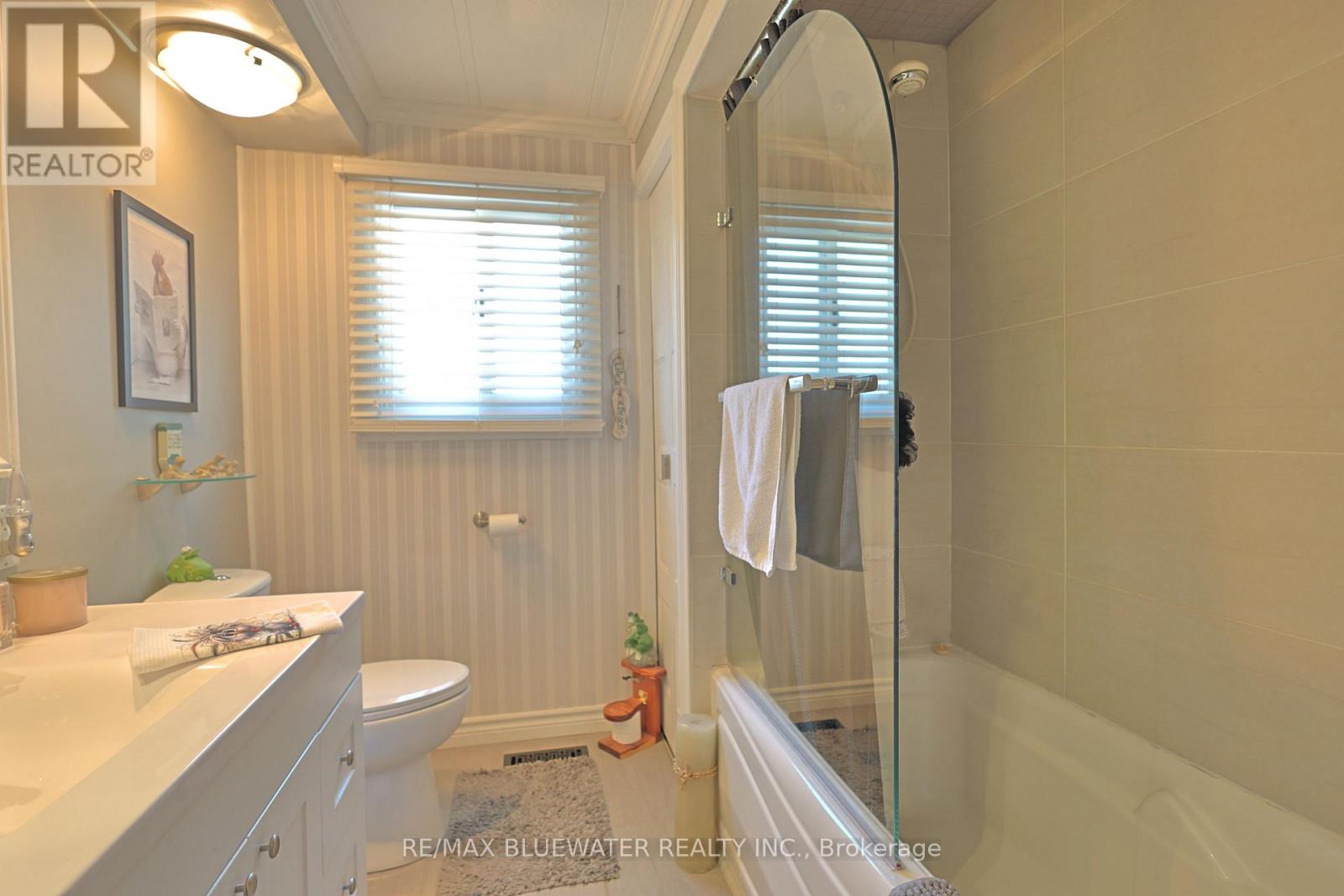 227 PEBBLE BEACH PARKWAY - 35