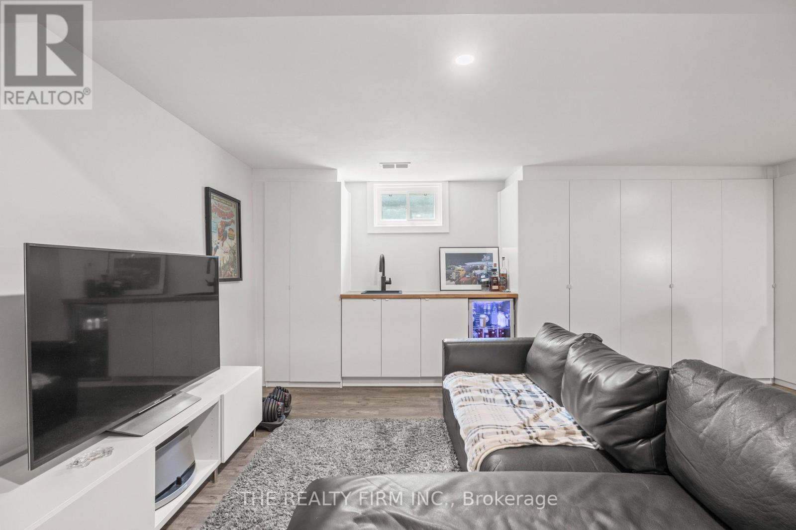 108 BRUNSWICK AVENUE - 38