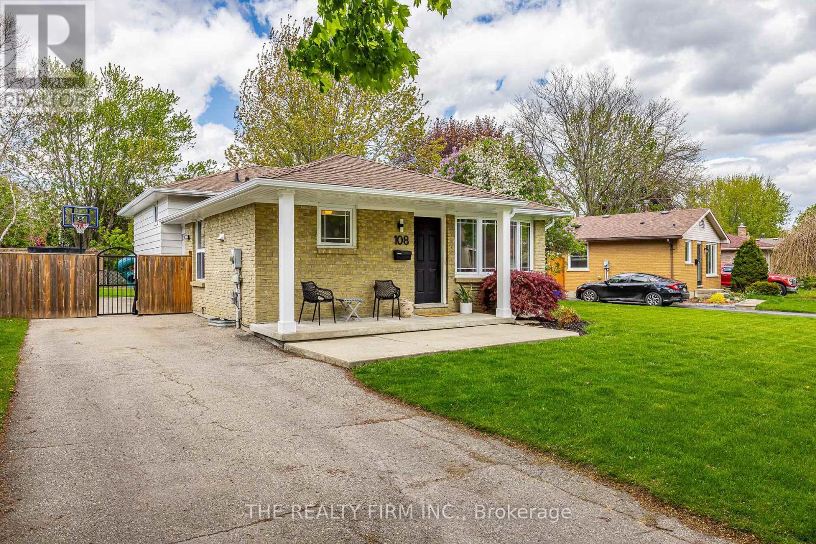 108 BRUNSWICK AVENUE - 4