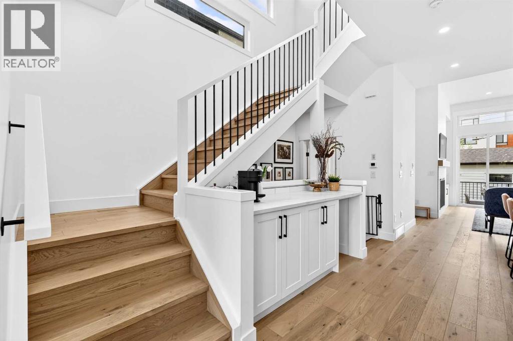 2129 27 Avenue SW — photo 21