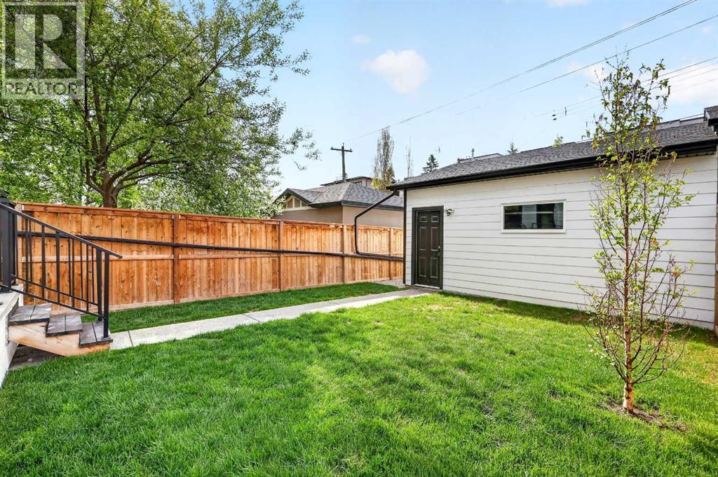 2129 27 Avenue SW — photo 45