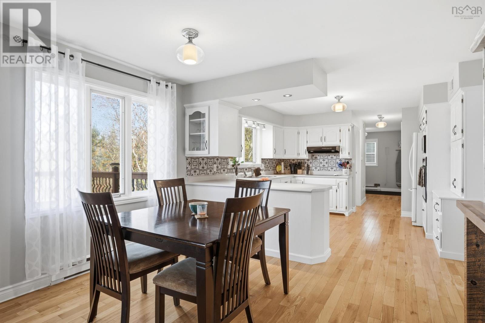 Property 16 of 52 of 142 Ridgevale Drive