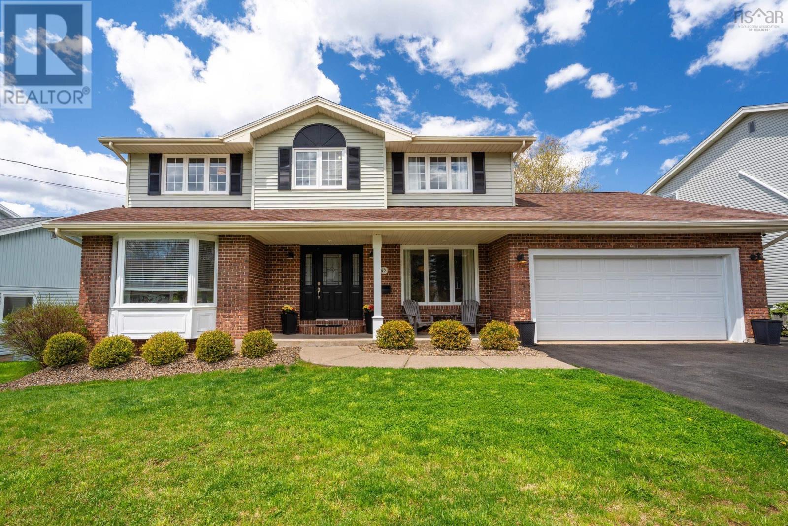 Property 2 of 52 of 142 Ridgevale Drive