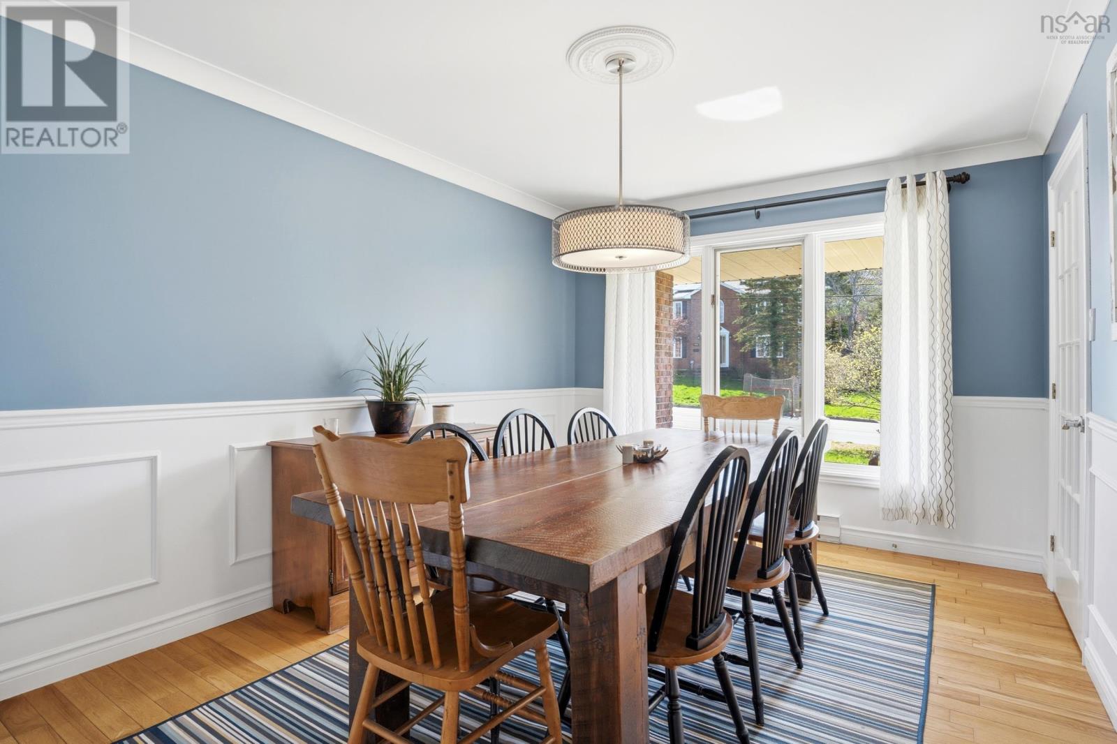 Property 20 of 52 of 142 Ridgevale Drive