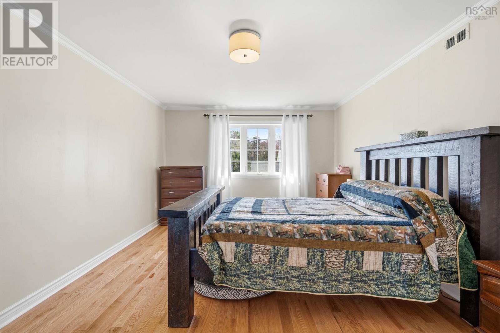 Property 26 of 52 of 142 Ridgevale Drive