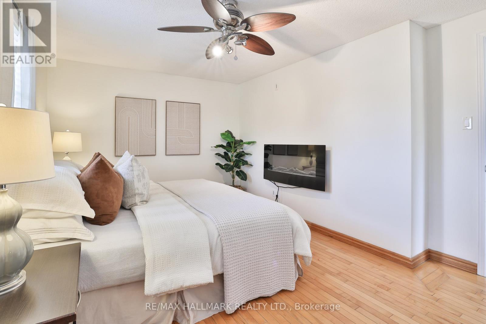 192 MARTINDALE CRESCENT - 14