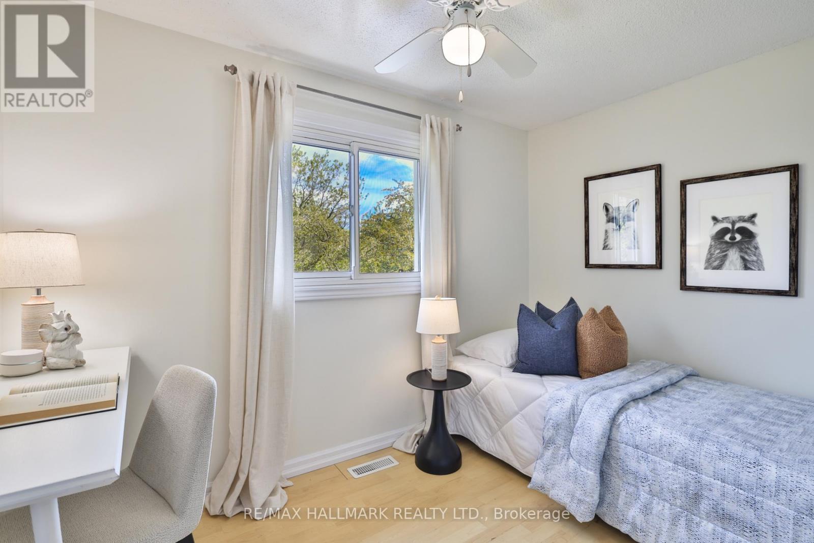 192 MARTINDALE CRESCENT - 16