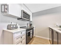 B11 - 410 Northfield Drive, Waterloo, ON N2L0A6 Photo 9