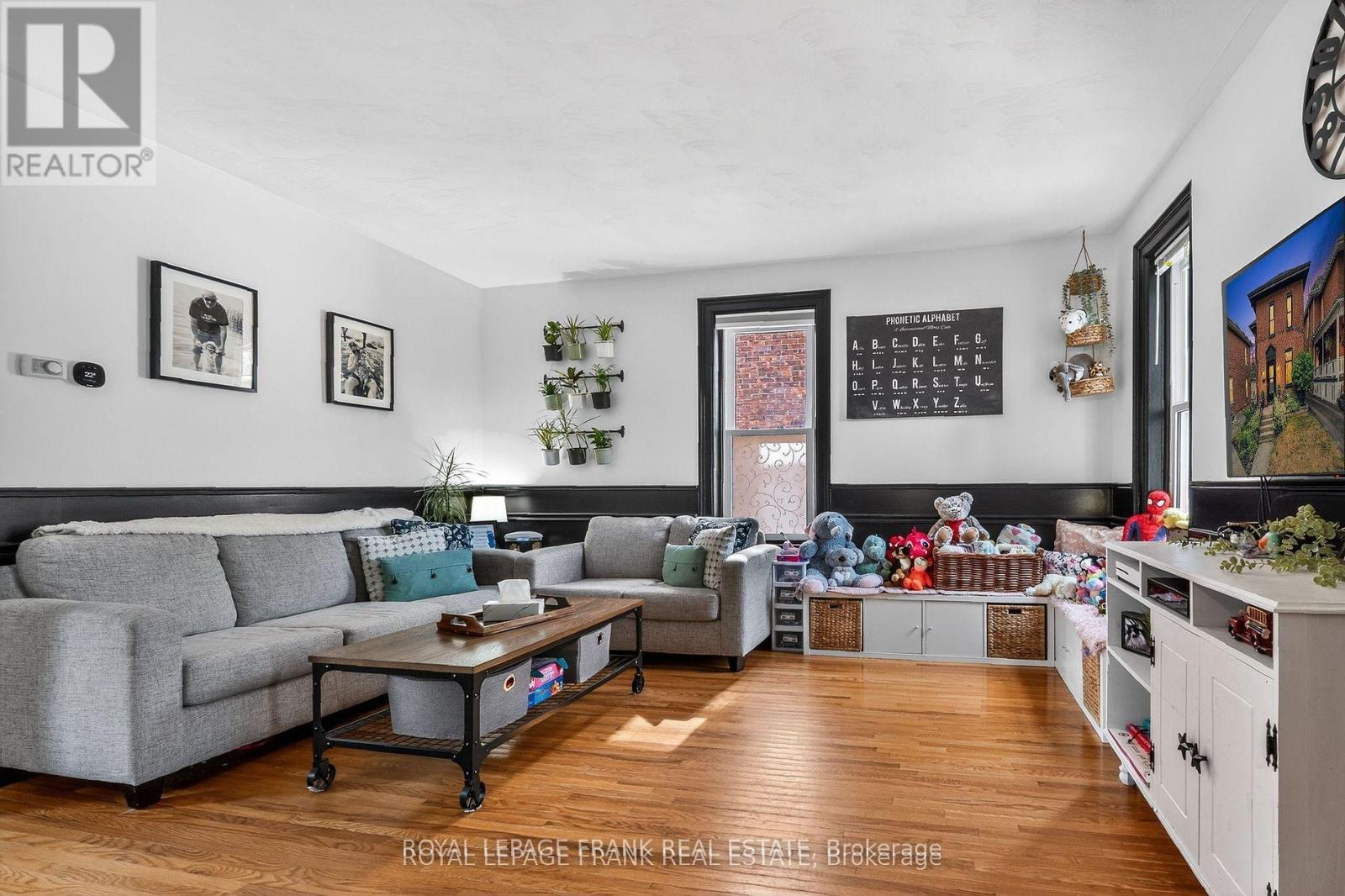 69 PEEL STREET - 16