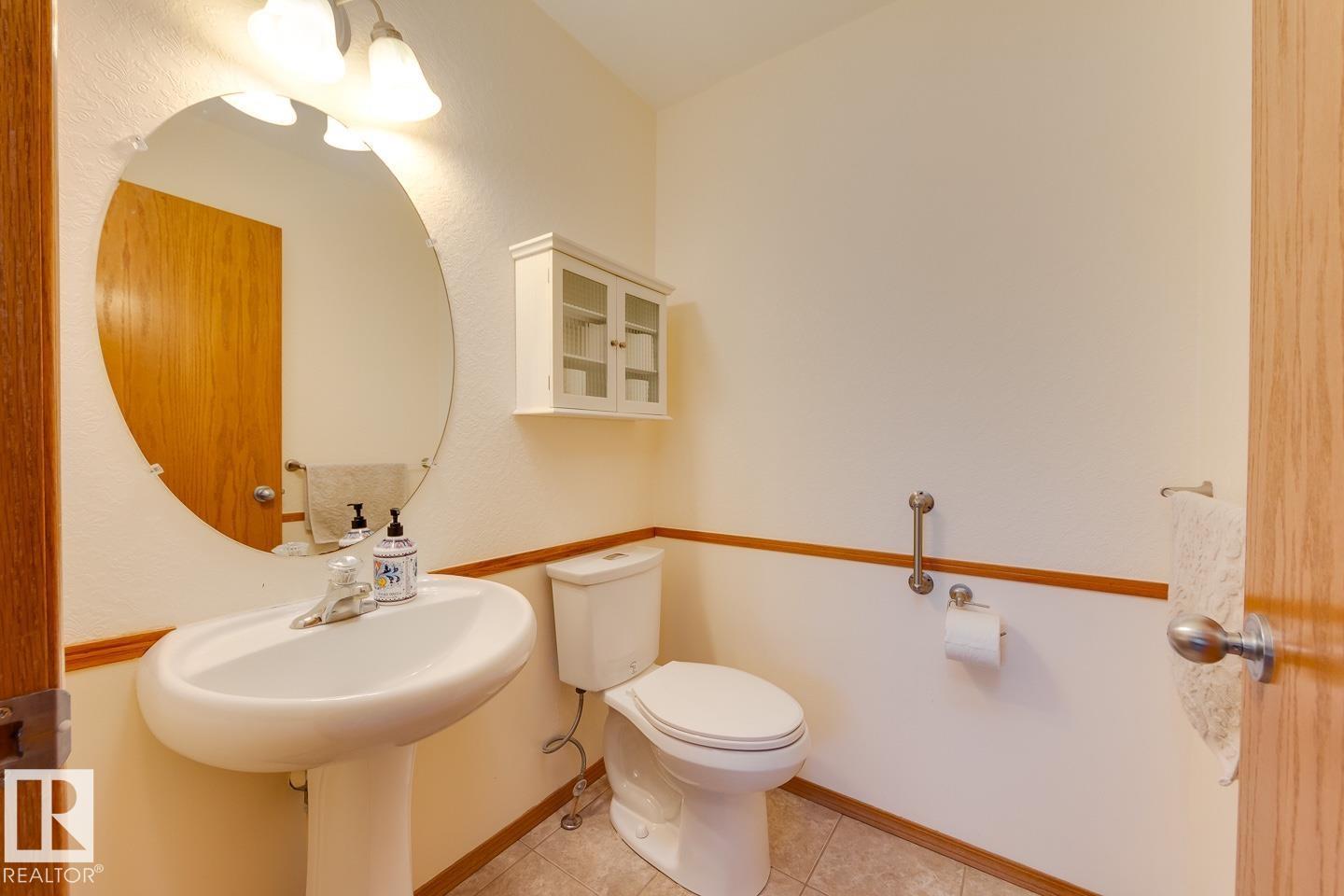 10816 67 AV NW - 12