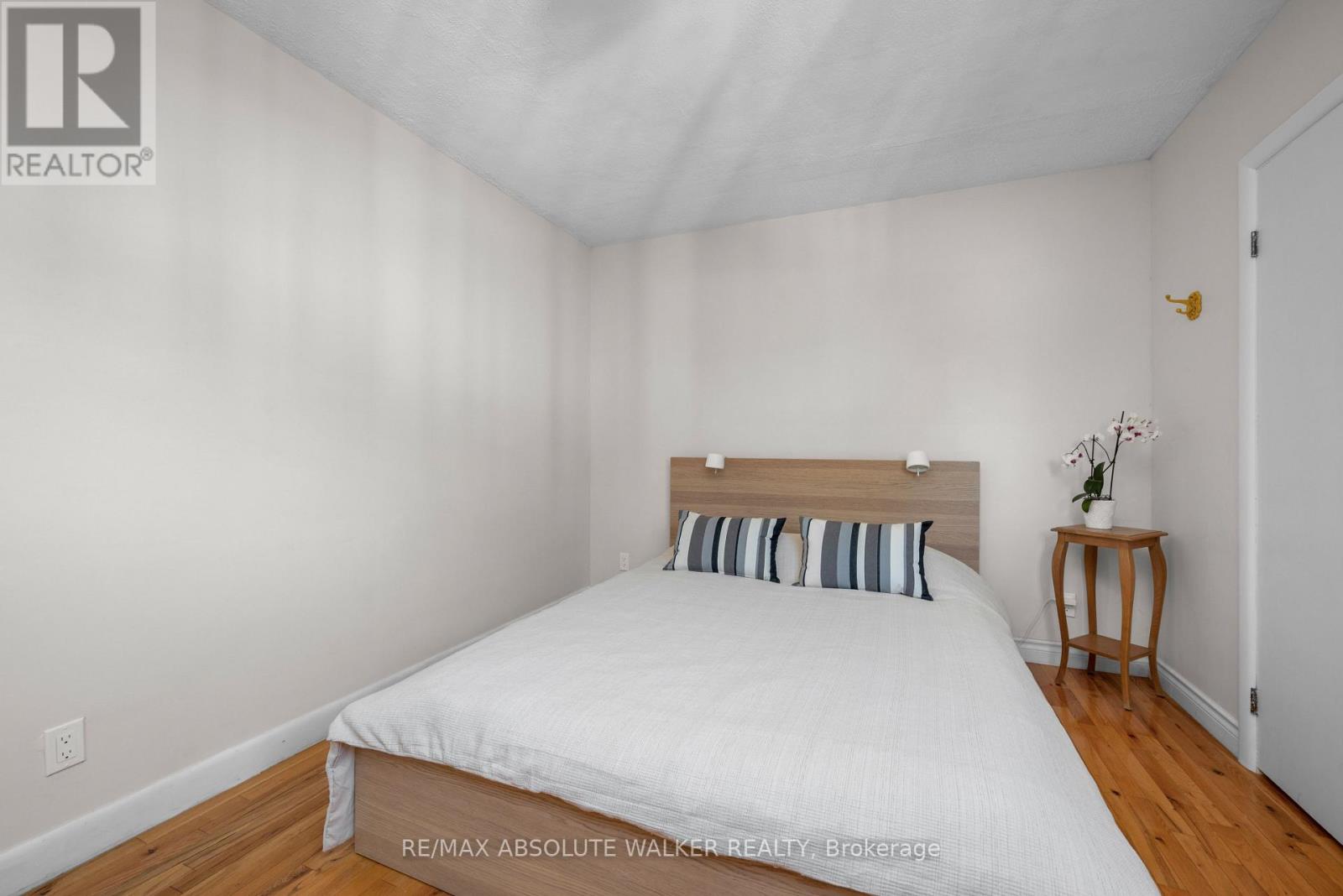 26 RIVERDALE AVENUE - 16