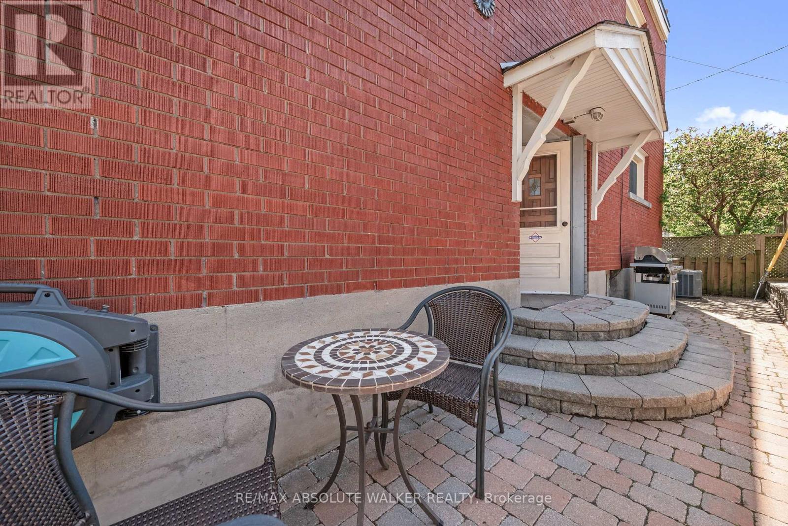 26 RIVERDALE AVENUE - 25
