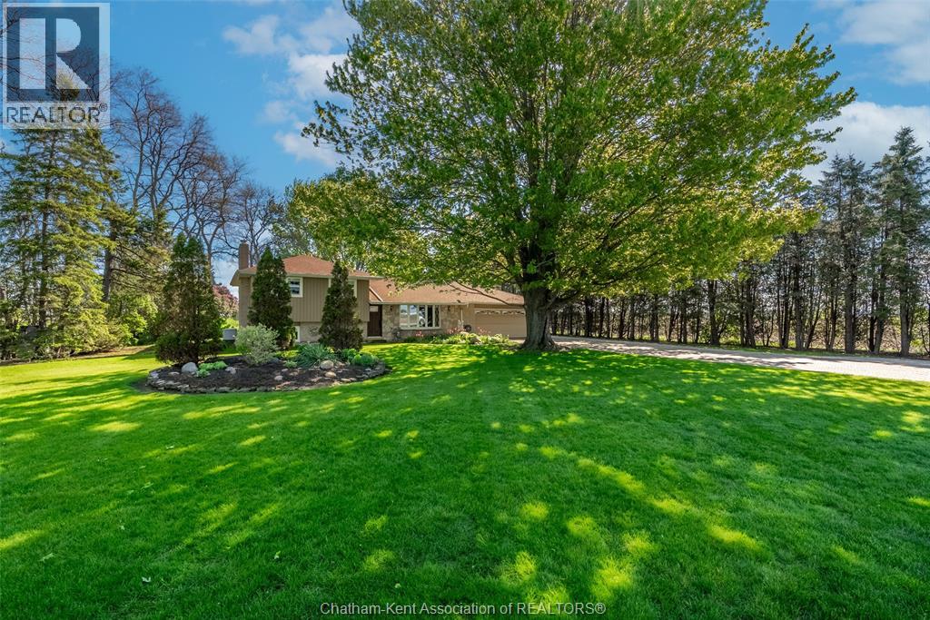 21095 VICTORIA ROAD, Ridgetown, Ontario, N0P2C0 — Photo 2