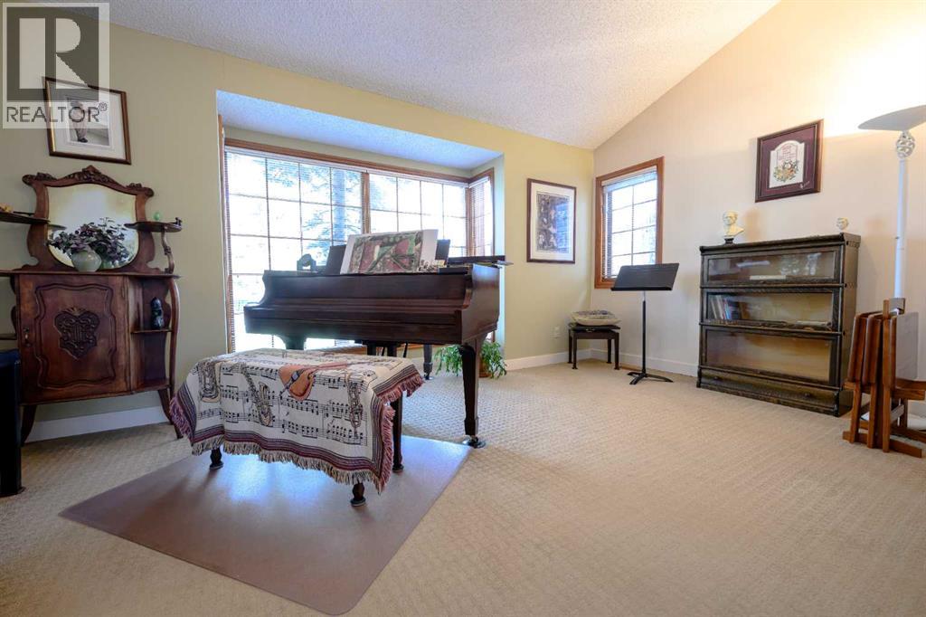 9827 106 Avenue - 24