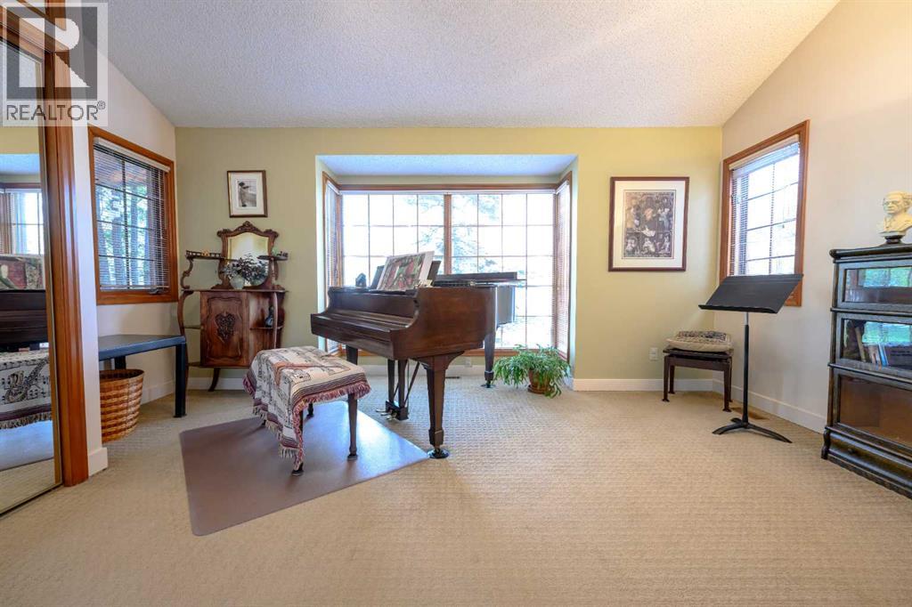 9827 106 Avenue - 26
