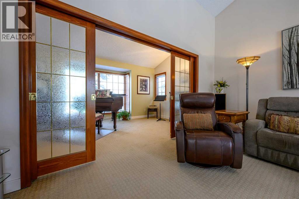 9827 106 Avenue - 23