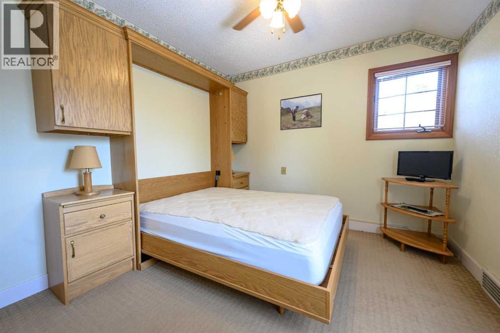 9827 106 Avenue - 30