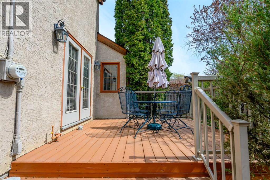 9827 106 Avenue - 43