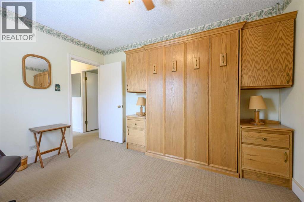 9827 106 Avenue - 29