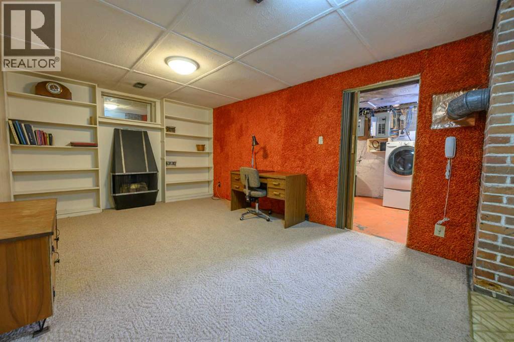 9827 106 Avenue - 37