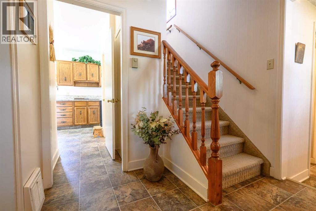 9827 106 Avenue - 28