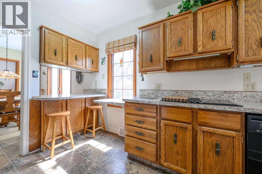 9827 106 Avenue - 16