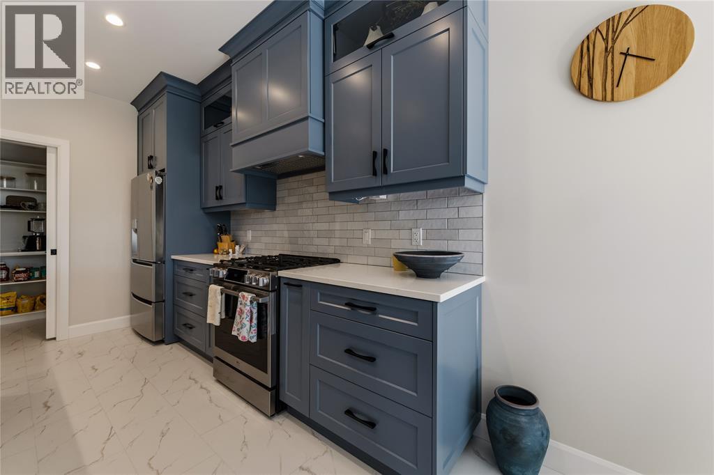 113 MACDONALD STREET - 15