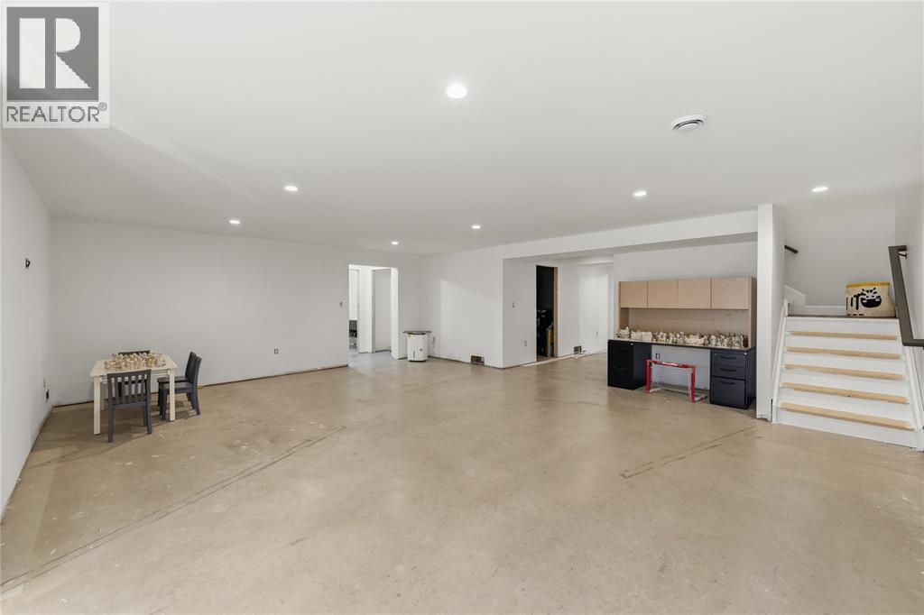113 MACDONALD STREET - 30