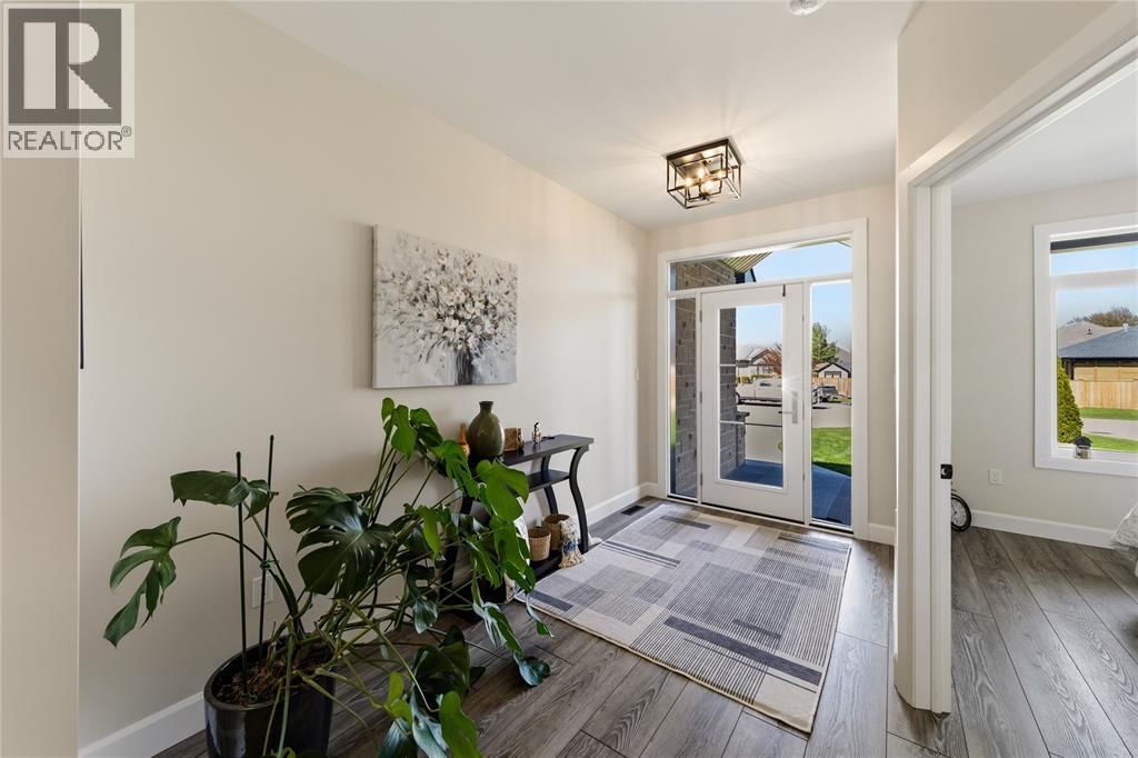 113 MACDONALD STREET - 7