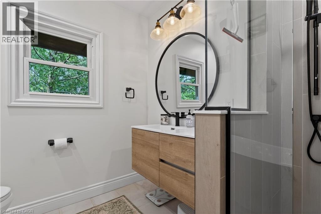 215 IONA Avenue, Hamilton, Ontario, L8S2M3 — Photo 26
