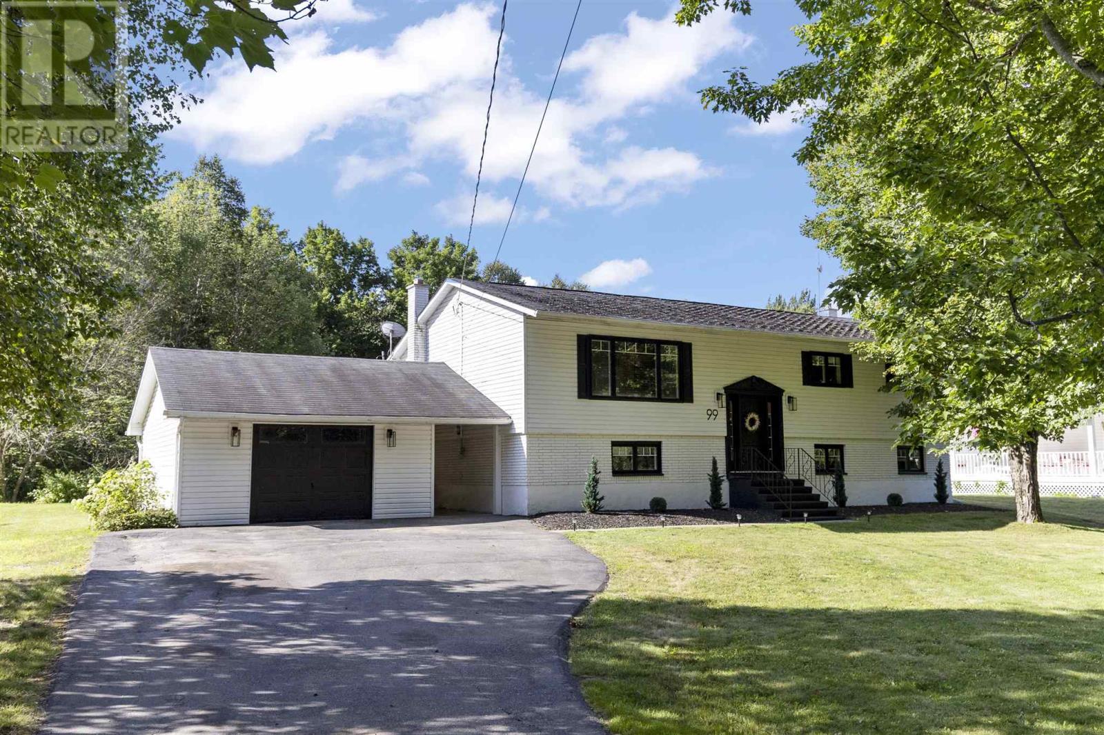 99 Havilland Shores DR - 1