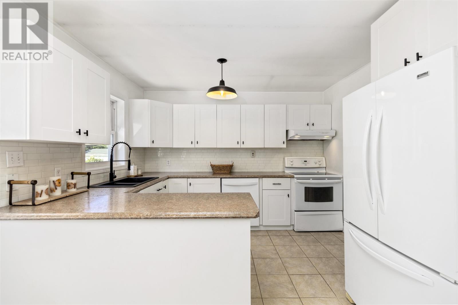 99 Havilland Shores DR - 11