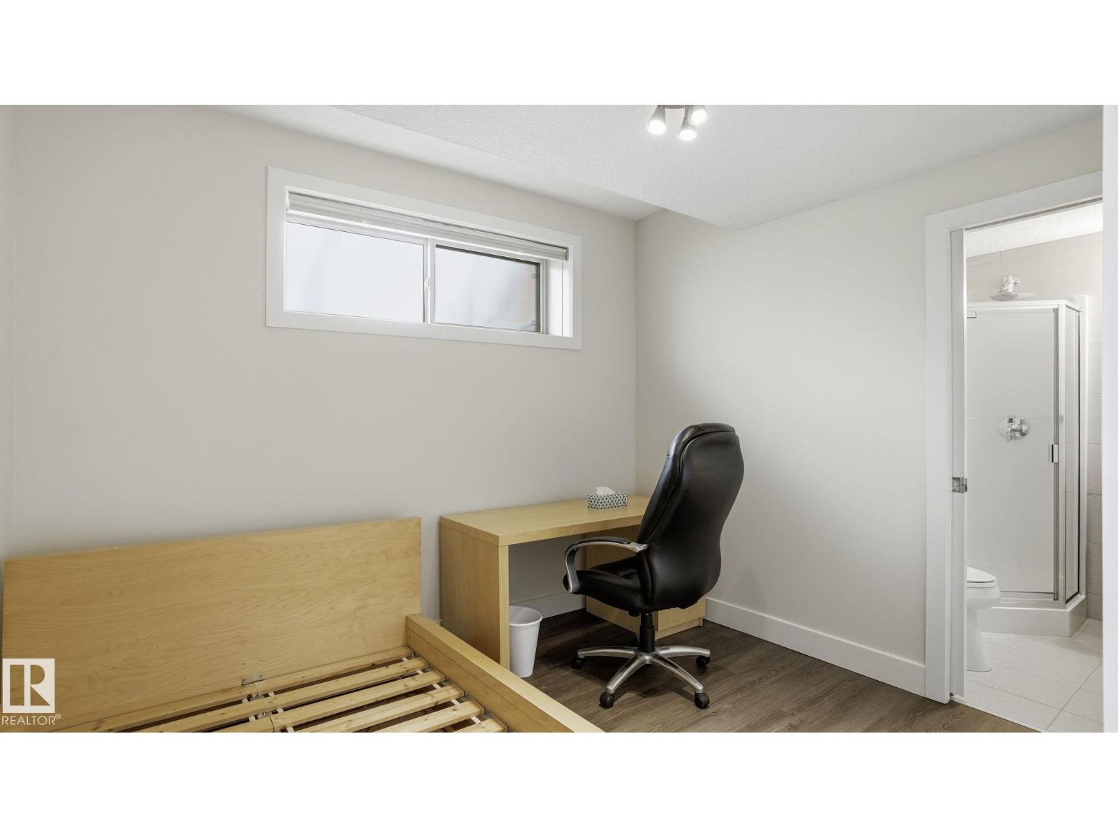 11002 University AV NW - 40
