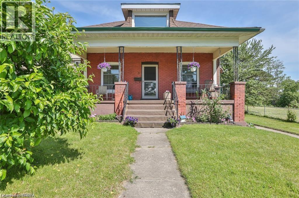 5 CLOVERDALE Avenue, Brantford, Ontario, N3R3X7 — Photo 2