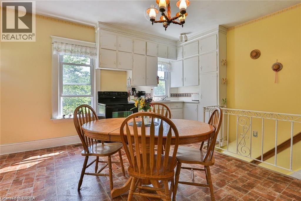 5 CLOVERDALE Avenue, Brantford, Ontario, N3R3X7 — Photo 8