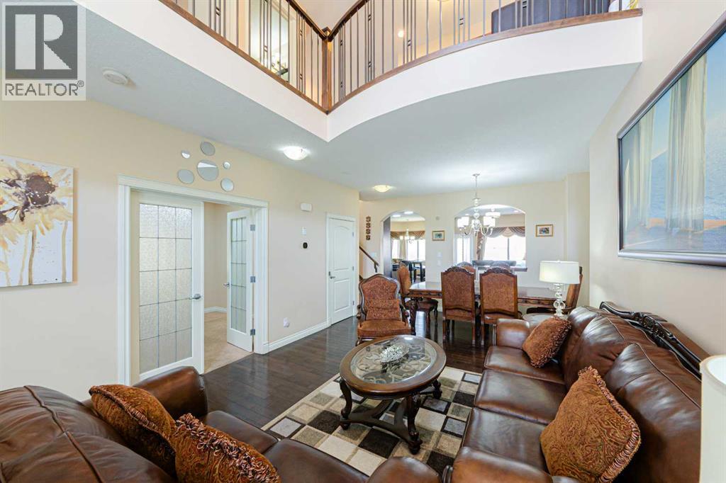 220 Saddlelake Drive NE - 5