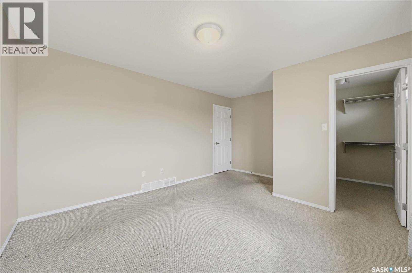 111 MEADOWLARK PARK - 16