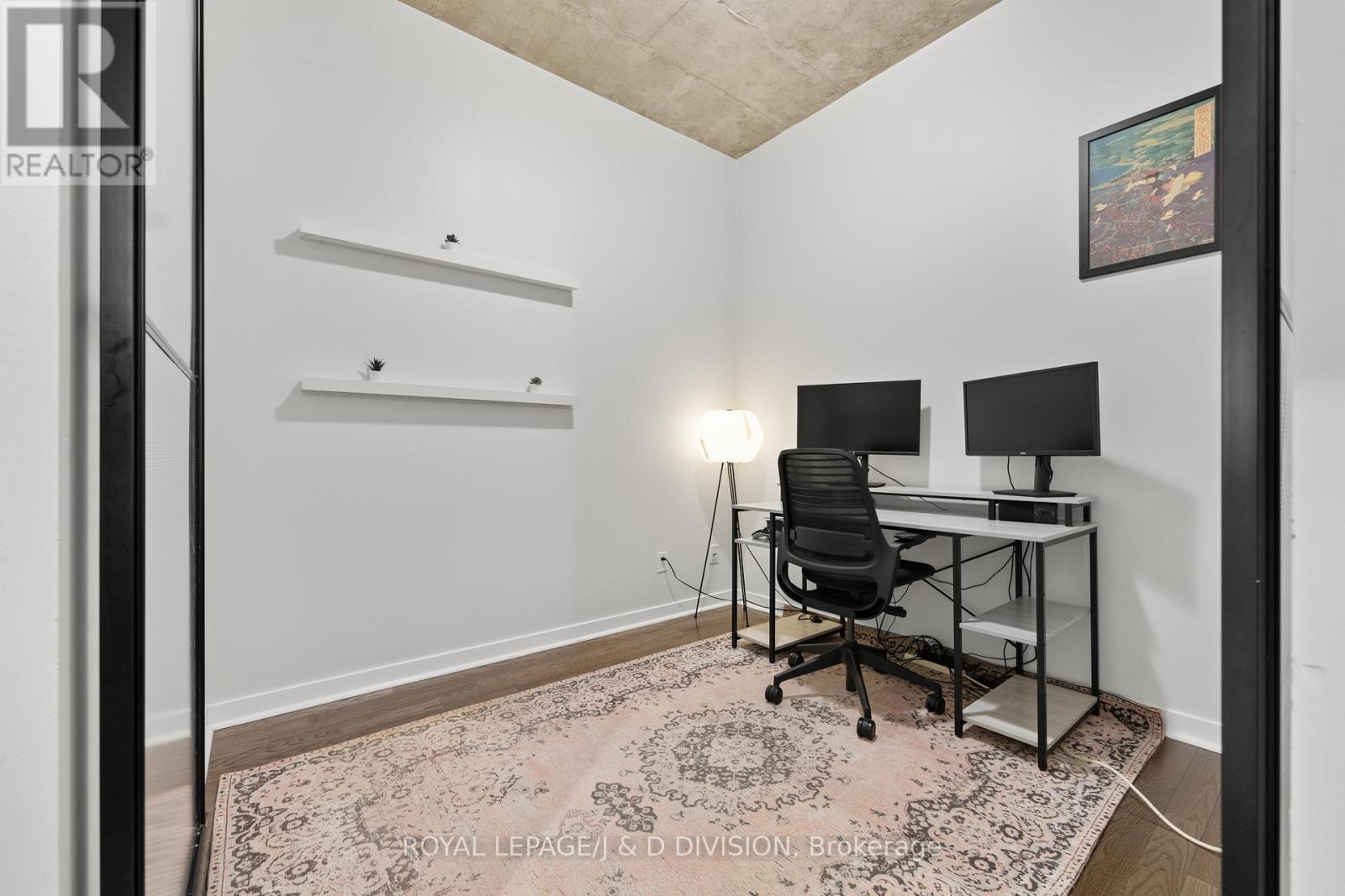 #508 19 BRANT STREET - 17