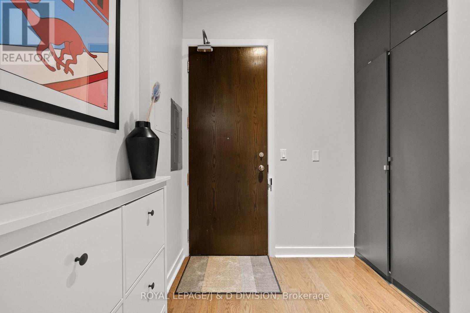 #508 19 BRANT STREET - 20