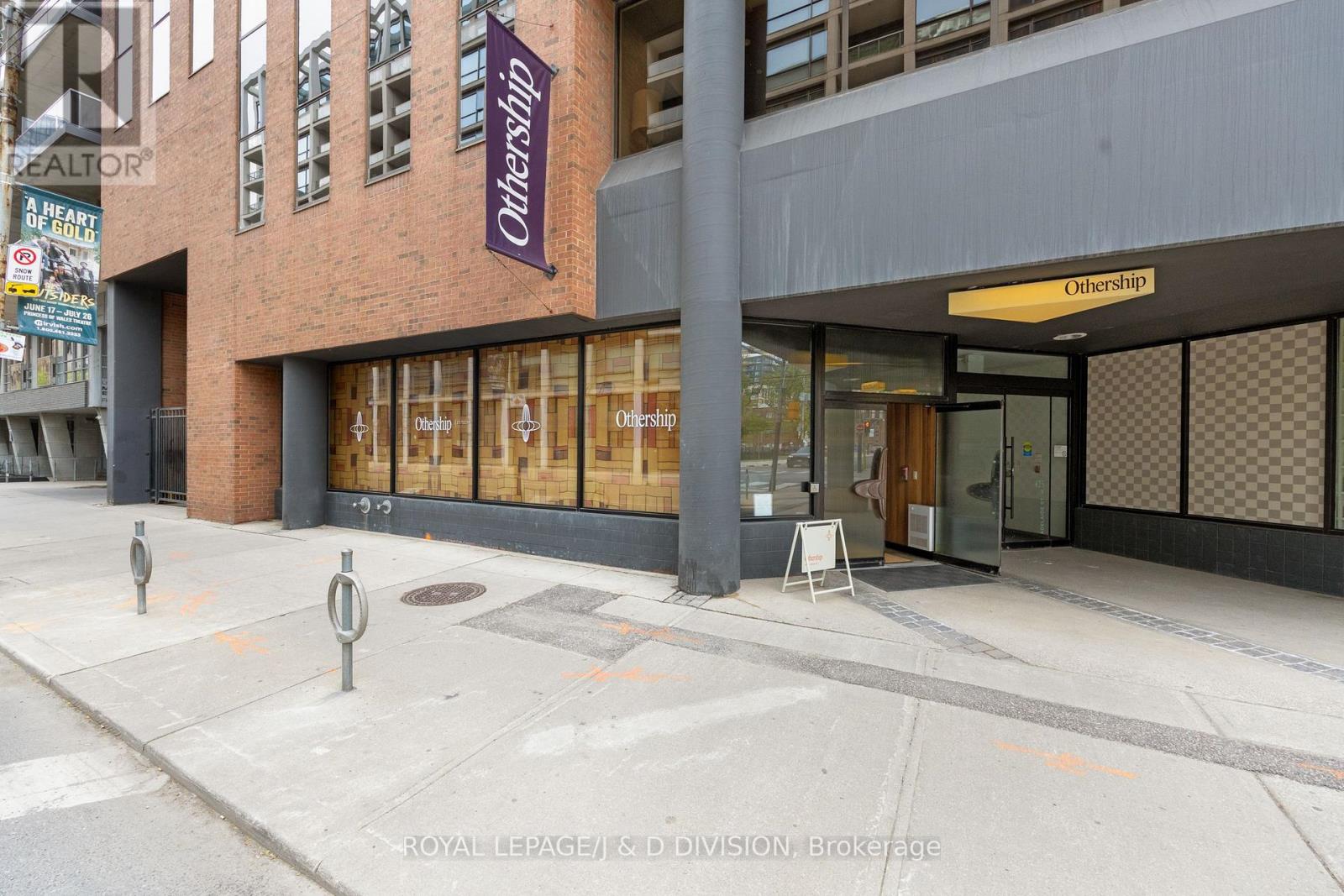 #508 19 BRANT STREET - 27