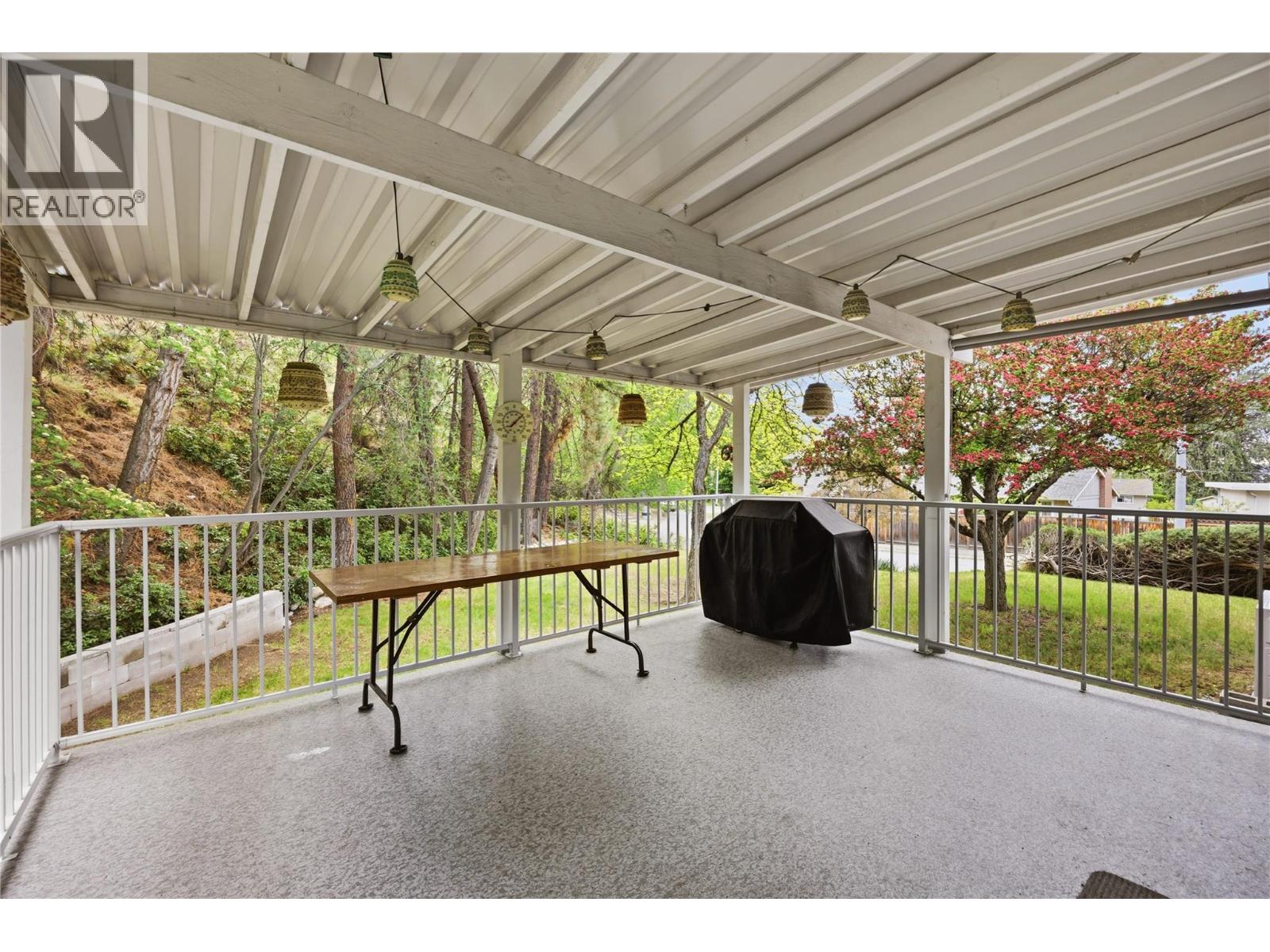 1280 Debeck Road, Penticton