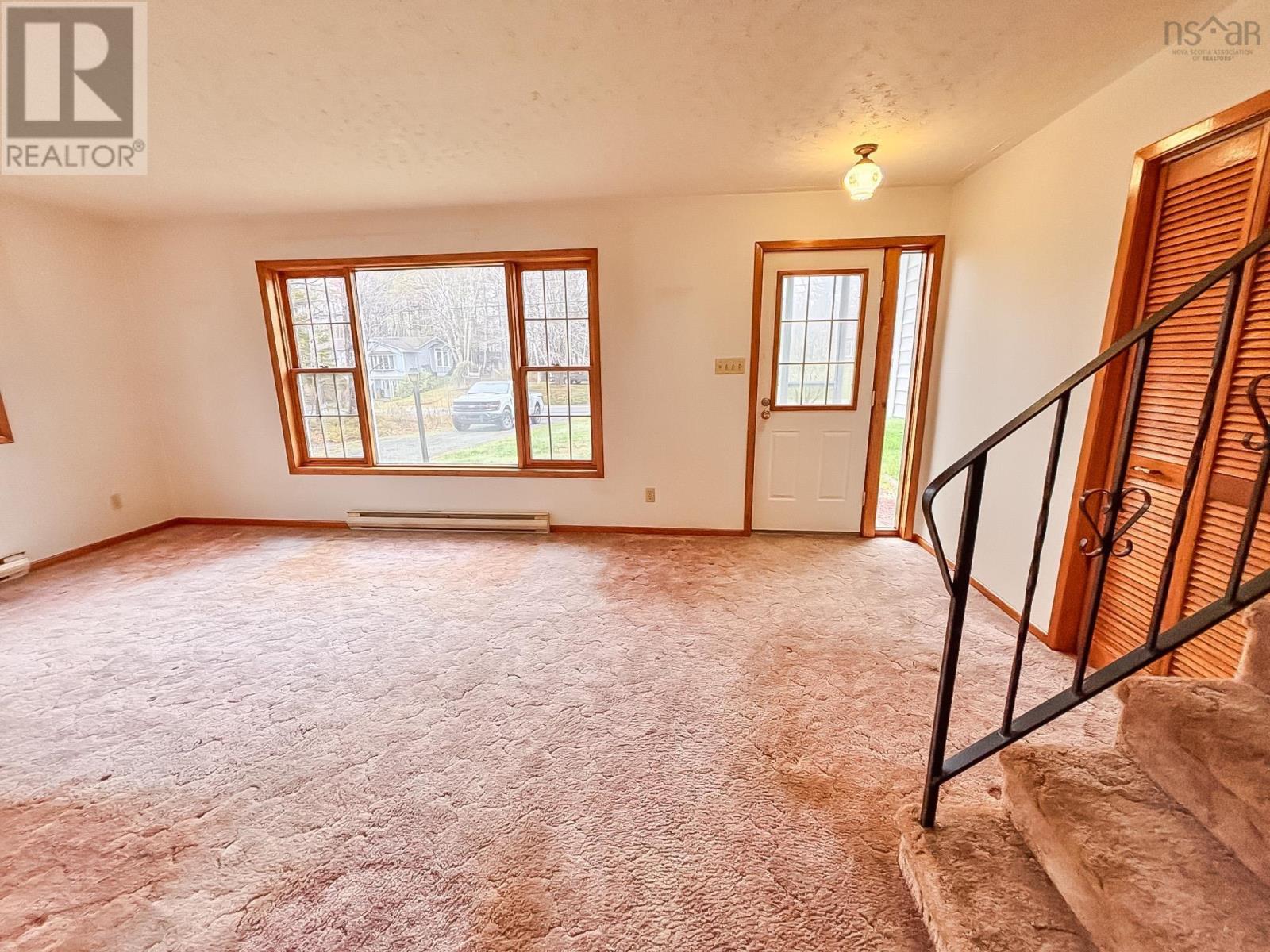 110 Bluenose Avenue - 12