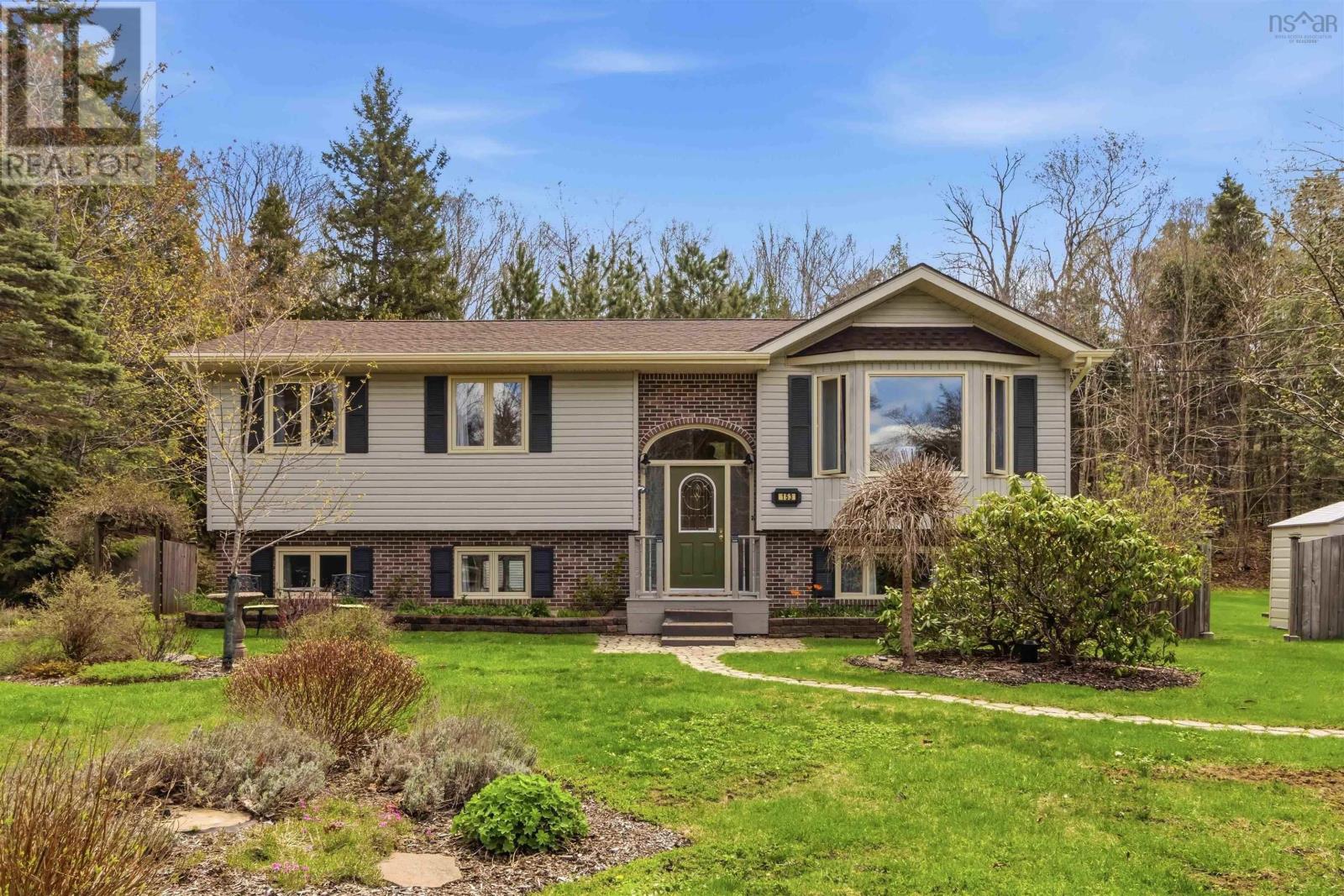 Property photo of 153 Lakecrest Drive